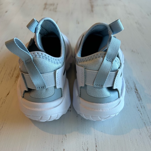 Youth Nike Flex Runner 2 Tennis Shoe Sneakers - Picture 4 of 10